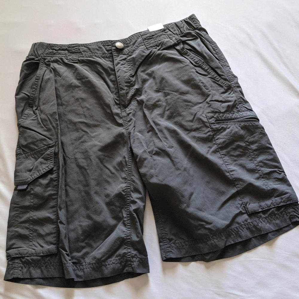 Columbia shorts